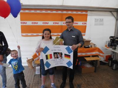 Gewinnerin des 1. Preis Inga Westermann bei der Preisbergabe