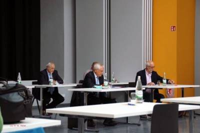 Wahlkommission fr die amtl. Aufsicht