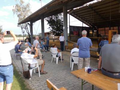 Nach der Kaffeepause Informationen zur Arbeit mit den Pferden