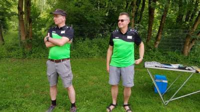 Josef Franke und Vorsitzender Thomas Robach begren die Radgruppe