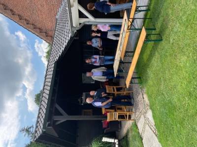 erster Meinungsaustausch