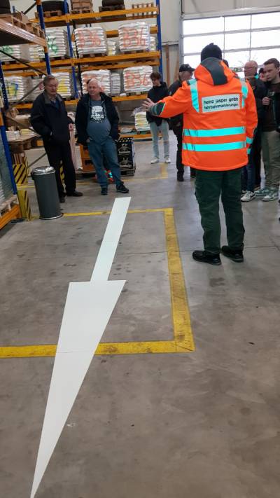 Symbole aus vorgefertigten Teilen