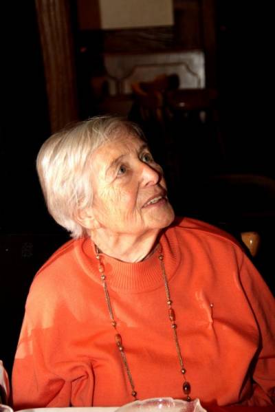 Jubilarin Rita Debour